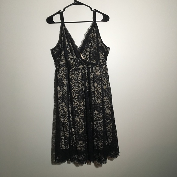 Torrid Dresses & Skirts - Torrid Black Lace Spaghetti Strap Dress SZ 3X